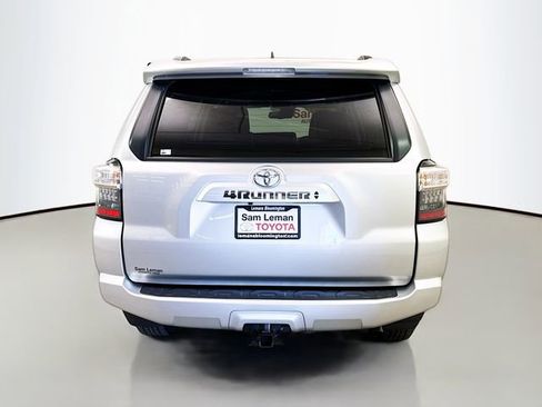 Used 2023 Toyota 4Runner SR5 image 6