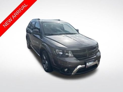 Used 2017 Dodge Journey Crossroad w/ Popular Equipment Group AWD/4WD image 1