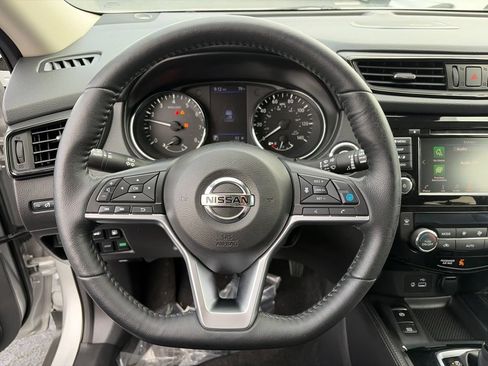Used 2019 Nissan Rogue SL w/ Premium Package AWD/4WD image 18