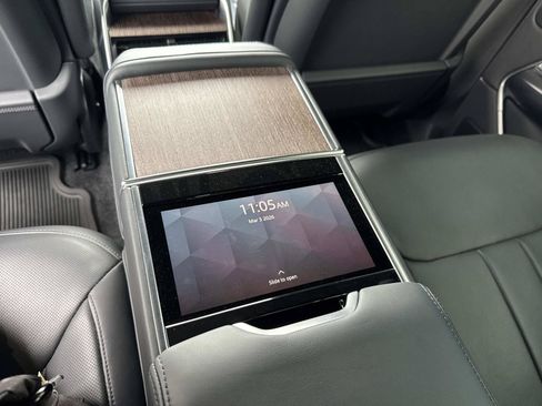 Certified 2023 Land Rover Range Rover Autobiography AWD/4WD image 18
