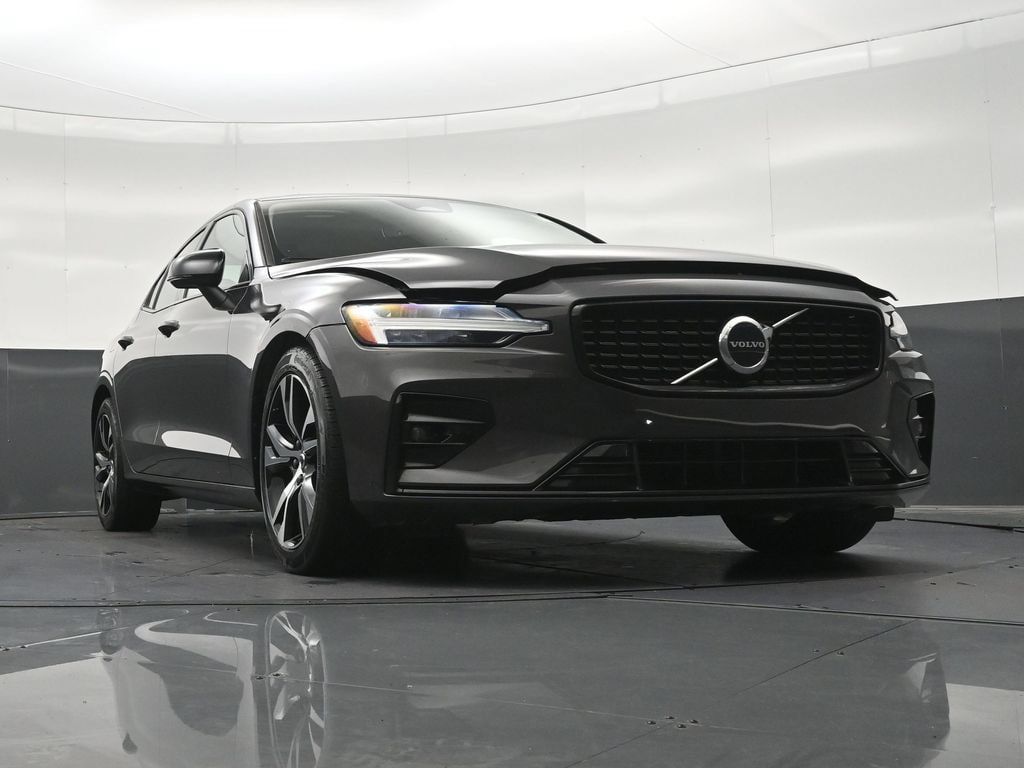 Certified 2024 Volvo S60 B5 Core FWD image 31