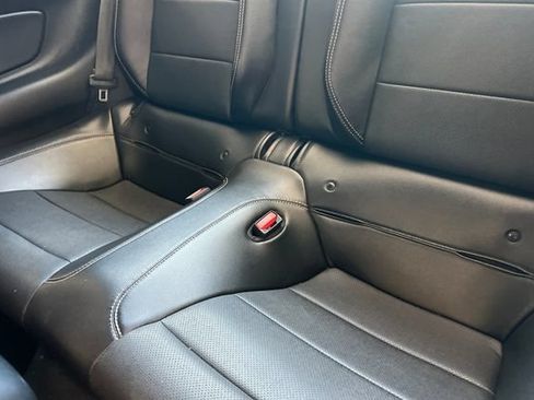 Used 2021 Ford Mustang GT Premium w/ Black Accent Package RWD image 14
