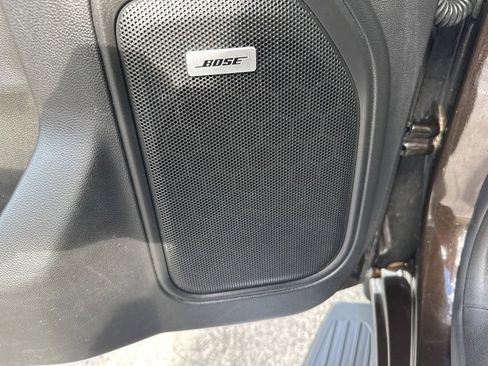 Used 2019 Chevrolet Silverado 1500 High Country w/ Technology Package image 10