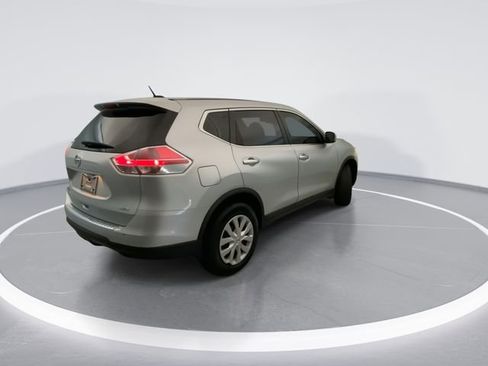 Used 2015 Nissan Rogue S AWD/4WD image 4