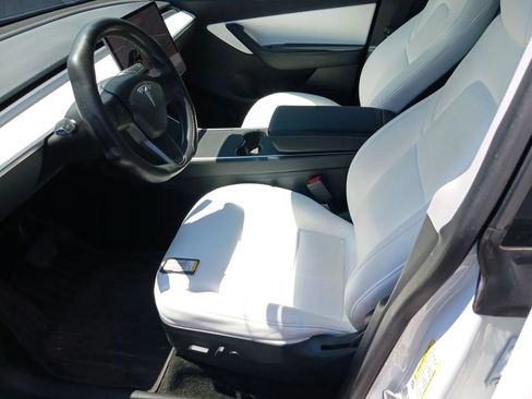 Used 2020 Tesla Model Y Long Range AWD/4WD image 4
