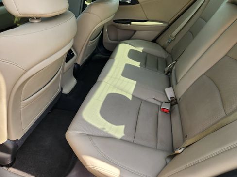 Used 2014 Honda Accord EX-L image 29