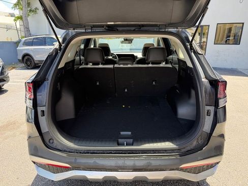 Used 2023 Kia Sportage EX FWD image 11