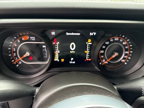 New 2026 Jeep Wrangler Unlimited Sahara AWD/4WD image 19