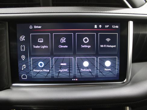 Used 2024 GMC Yukon Denali image 21