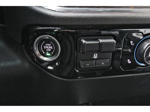 Used 2024 Chevrolet Silverado 1500 LT Trail Boss w/ Convenience Package II AWD/4WD image 22