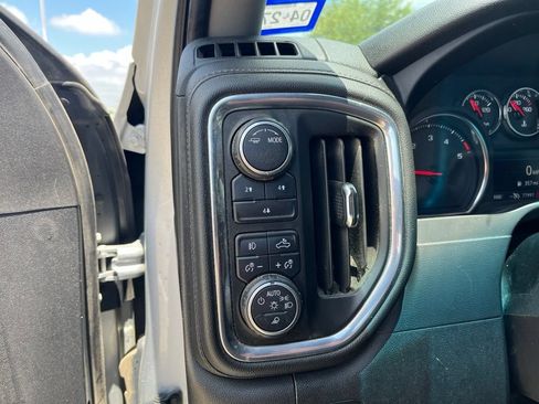 Used 2021 Chevrolet Silverado 2500 LT w/ Texas Edition AWD/4WD image 13