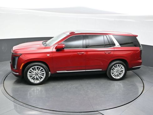 Certified 2025 Cadillac Escalade Premium Luxury w/ Touring Package AWD/4WD image 43