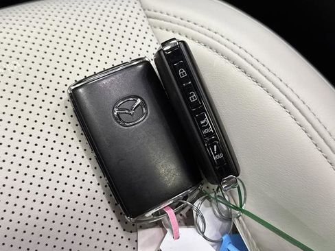 Used 2024 MAZDA CX-90 Plug-In Hybrid w/ Premium Plus image 26