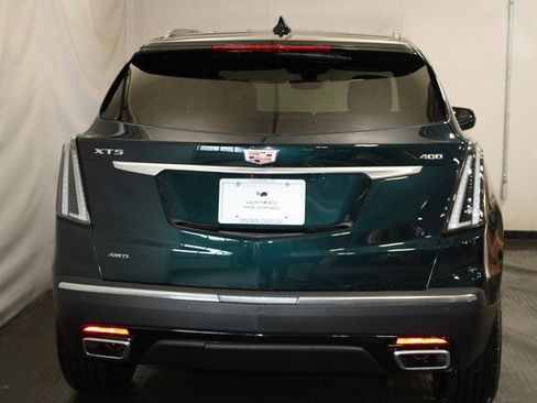 Certified 2025 Cadillac XT5 Sportv w/ Technology Package image 6