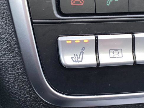 Used 2020 Mercedes-Benz GLA 250 4MATIC image 28