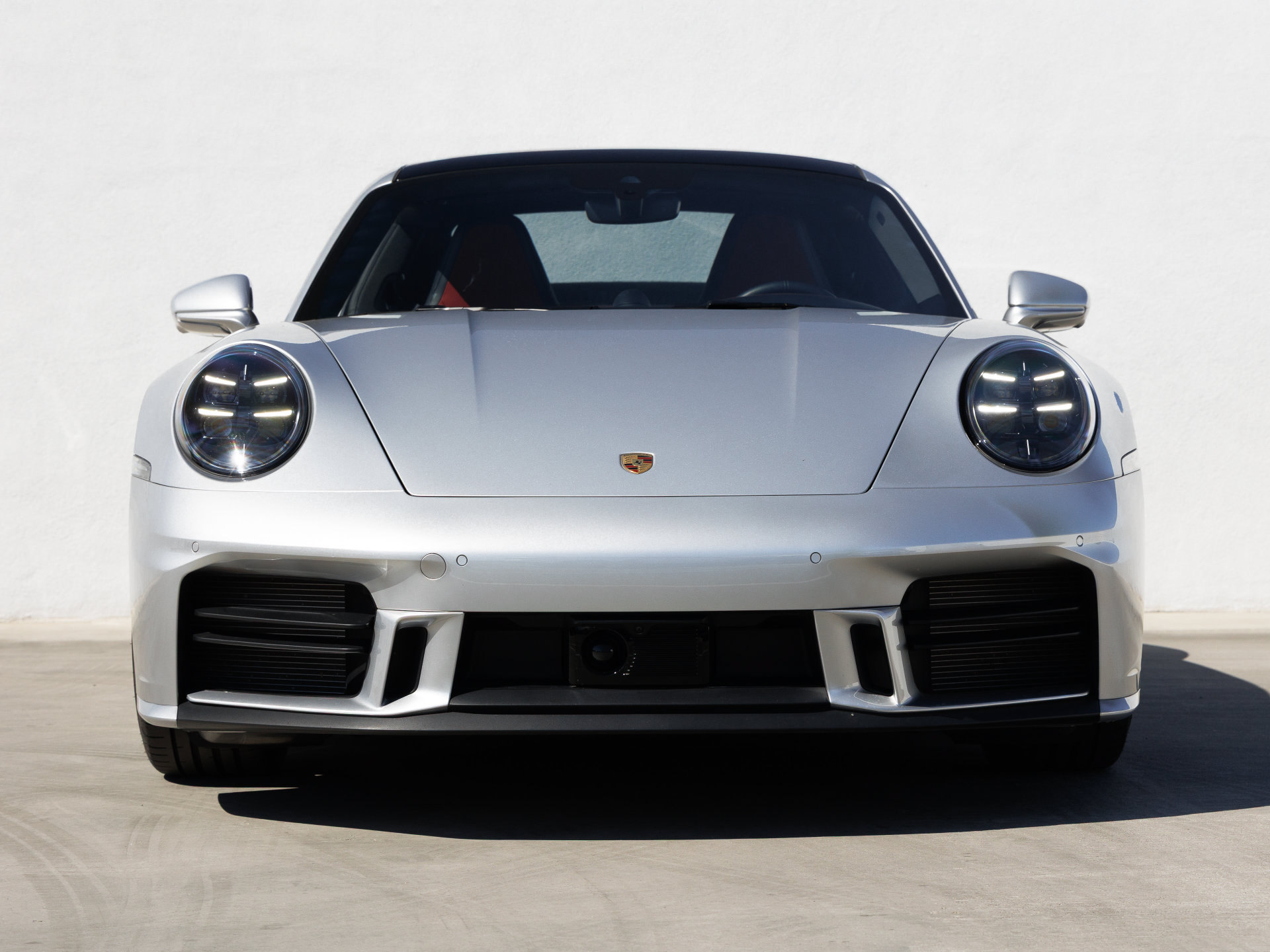 Certified 2025 Porsche 911 Carrera RWD image 10