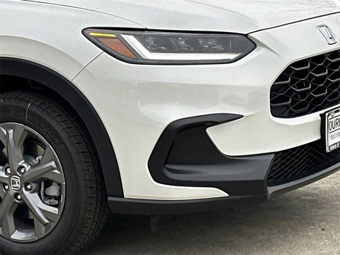 New 2026 Honda HR-V LX image 4