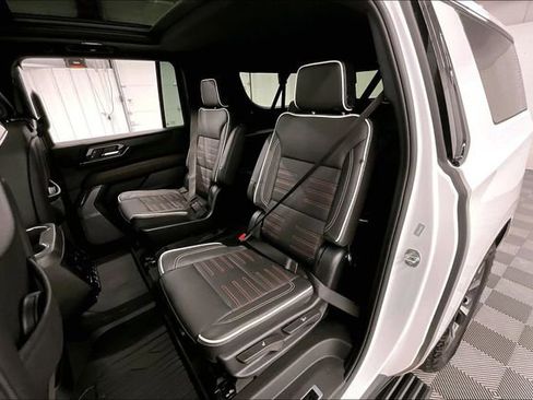 Used 2025 GMC Yukon XL AT4 Ultimate w/ LPO, Floor Liner Package AWD/4WD image 25