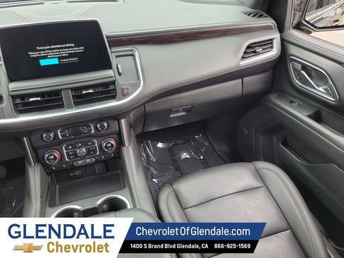 Used 2024 Chevrolet Suburban LT AWD/4WD image 24