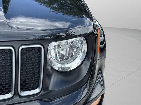 Certified 2023 Jeep Renegade Latitude AWD/4WD image 36