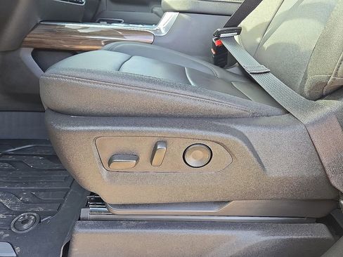 Used 2025 GMC Sierra 2500 SLT w/ Texas SLT Premium Package image 24