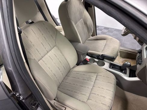 Used 2011 Ford Focus SE w/ 201A Rapid Spec Order Code image 18