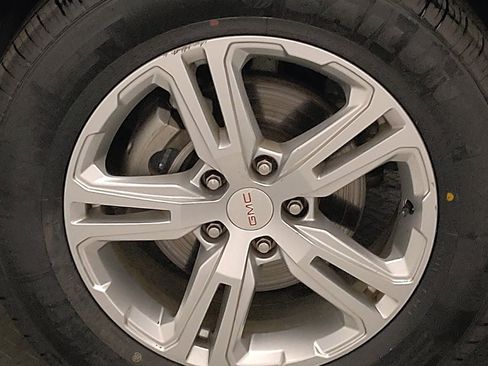 Used 2018 GMC Terrain SLE FWD image 31