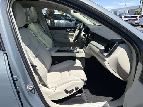 Certified 2023 Volvo XC60 T8 Ultimate w/ Climate Package AWD/4WD image 25