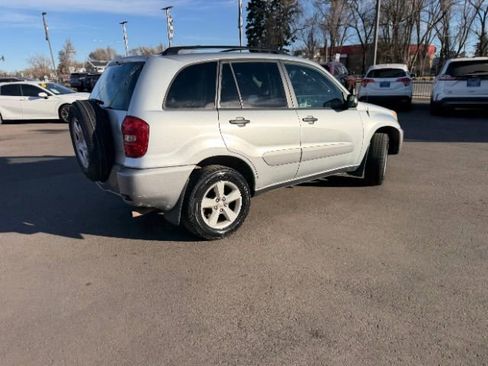 Used 2004 Toyota RAV4 4WD image 16
