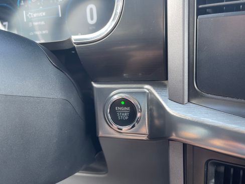 Used 2023 Ford F150 Lariat AWD/4WD image 22
