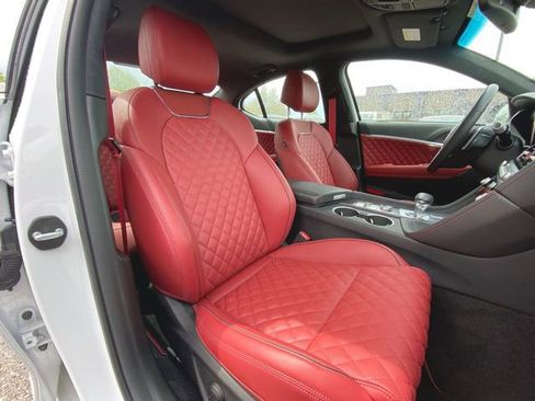 Used 2025 Genesis G70 3.3T Advanced w/ Sport Prestige Package AWD/4WD image 29