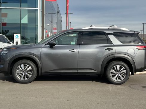 New 2025 Nissan Pathfinder SL w/ Lighting Package (N92) image 7