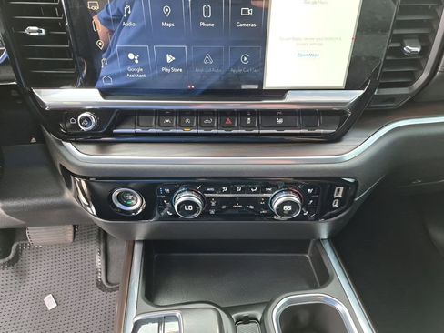 Used 2022 GMC Sierra 1500 SLT w/ SLT Convenience Package image 39