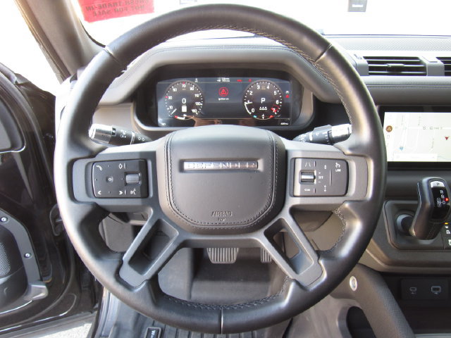 Used 2022 Land Rover Defender 90 X-Dynamic HSE AWD/4WD image 21