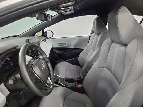 Used 2026 Toyota Corolla SE FWD image 14