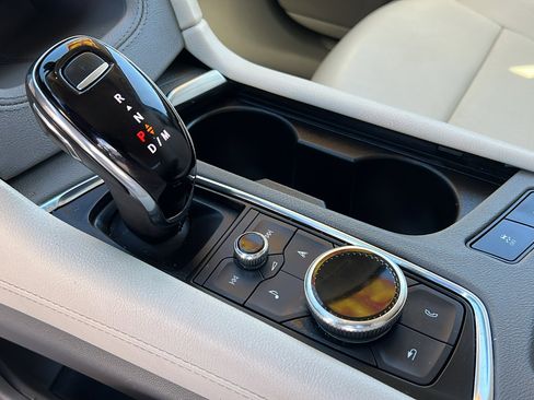 Used 2023 Cadillac XT5 Premium Luxury image 21