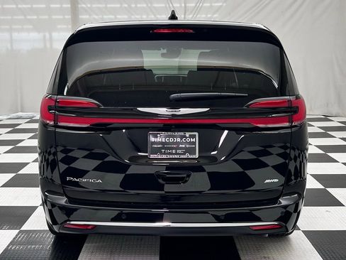 New 2026 Chrysler Pacifica Select image 7