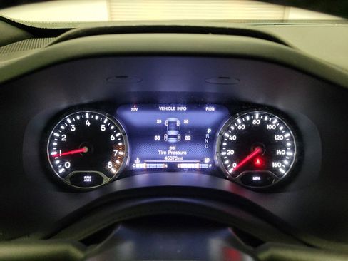 Used 2021 Jeep Renegade Latitude FWD image 23