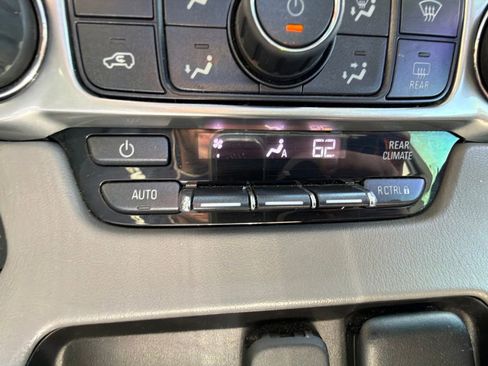 Used 2018 Chevrolet Tahoe LT w/ LT Signature Package AWD/4WD image 26