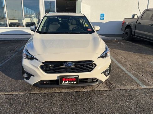 Used 2025 Subaru Impreza 2.0i Sport image 2