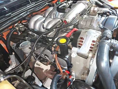 Used 2004 Land Rover Discovery S image 55