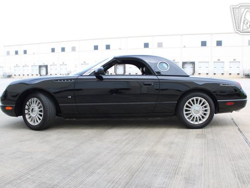 Used 2004 Ford Thunderbird RWD image 26