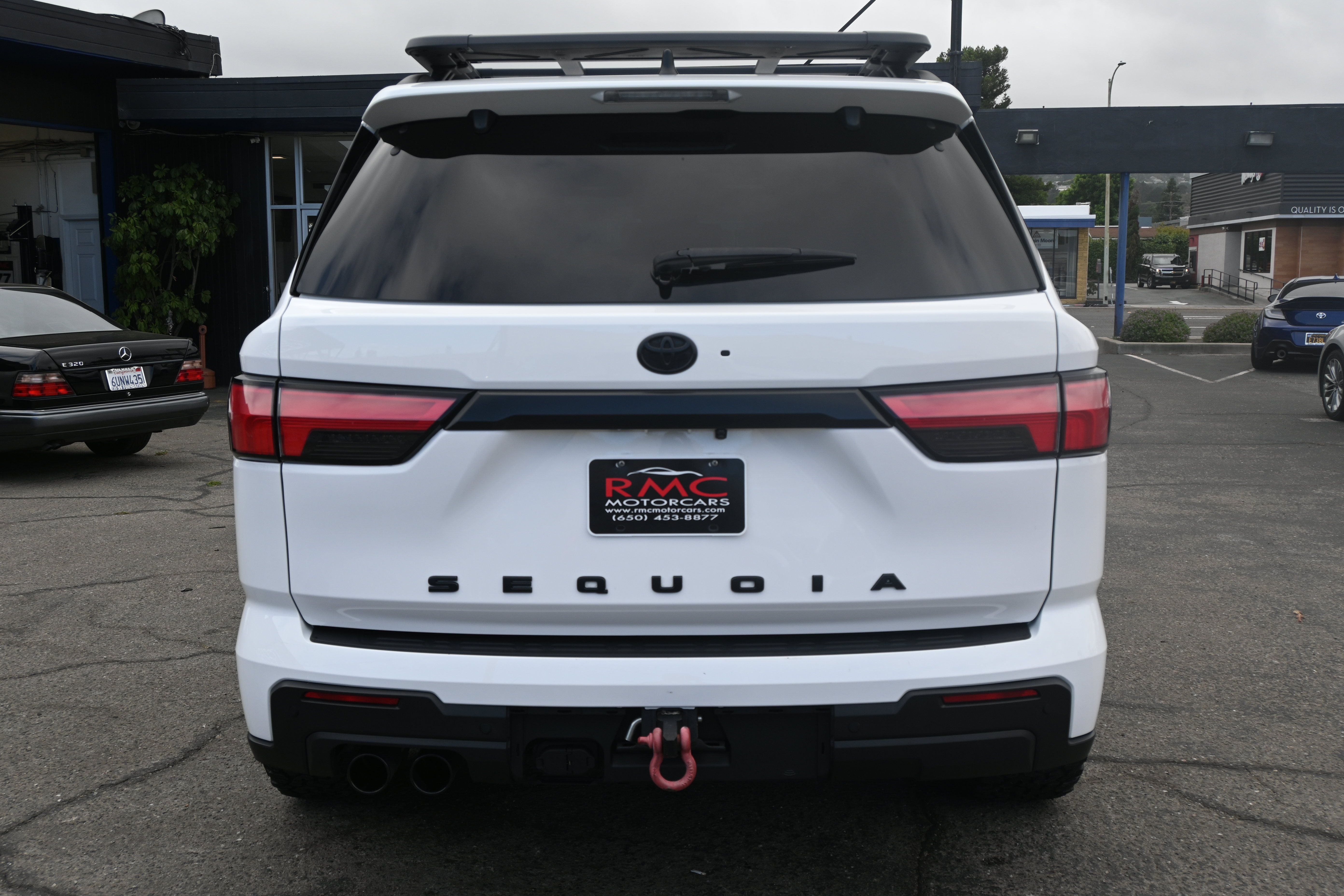 Used 2024 Toyota Sequoia TRD Pro AWD/4WD image 8
