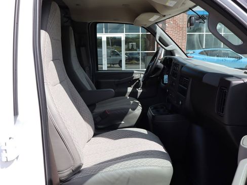New 2025 Chevrolet Express 2500 w/ Driver Convenience Package image 38