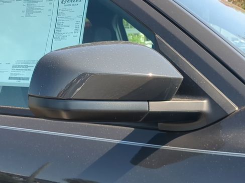 Used 2025 Toyota Tacoma SR5 image 20