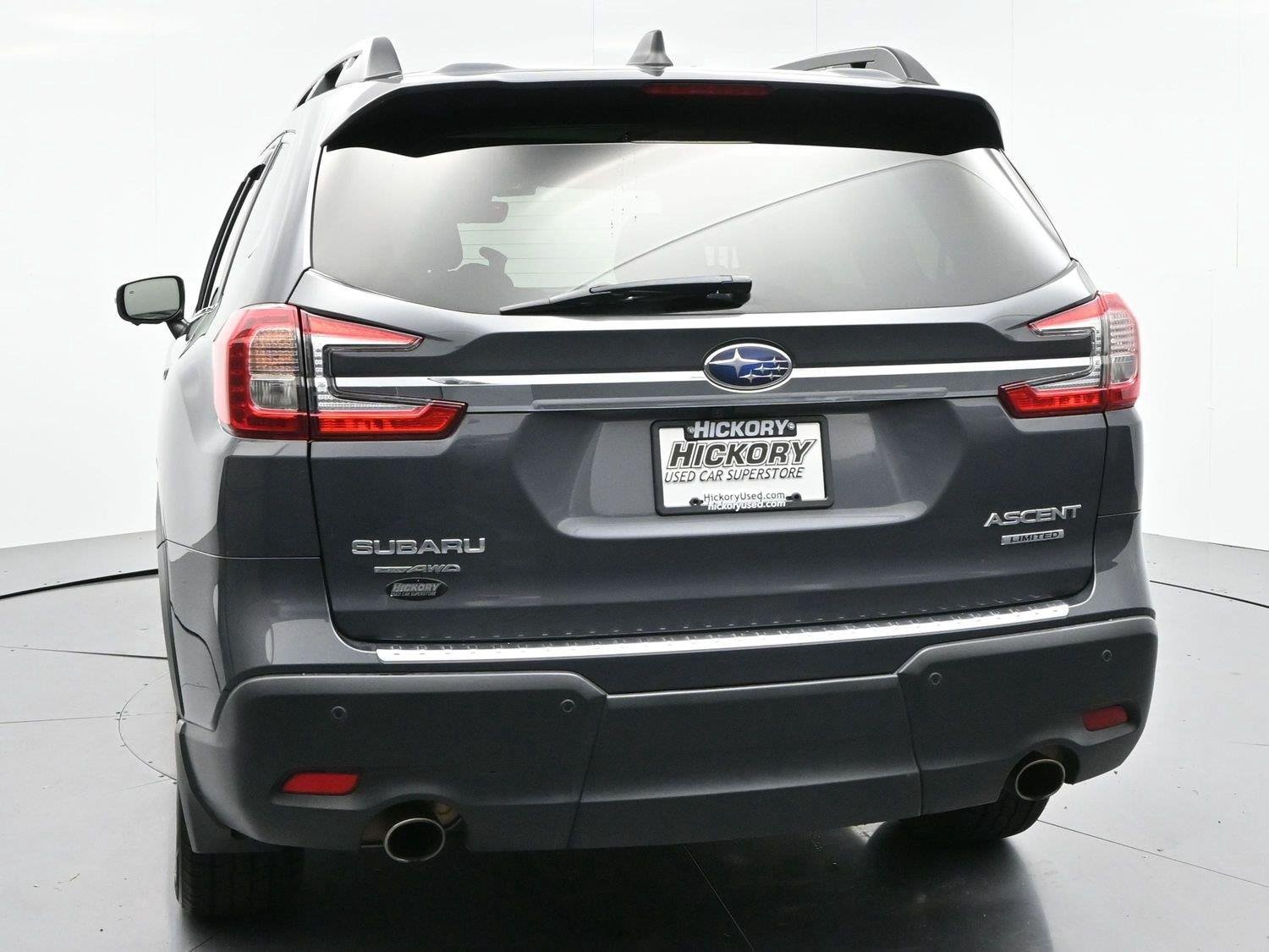 Used 2023 Subaru Ascent Limited w/ Technology Package AWD/4WD image 6
