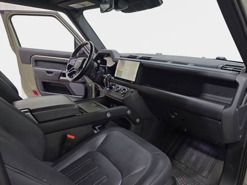 Used 2022 Land Rover Defender 90 X-Dynamic HSE AWD/4WD image 13