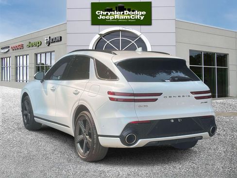 Used 2025 Genesis GV70 3.5T Sport w/ Sport Advanced Package AWD/4WD image 6