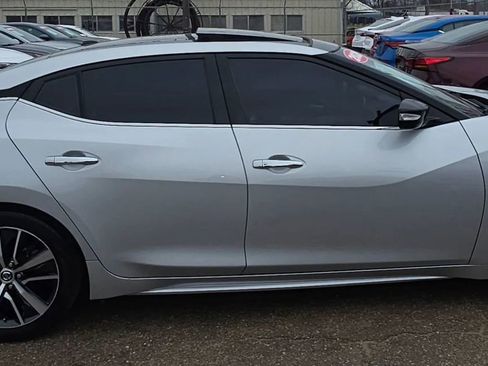 Used 2020 Nissan Maxima 3.5 SL w/ Floor Mat Group image 3