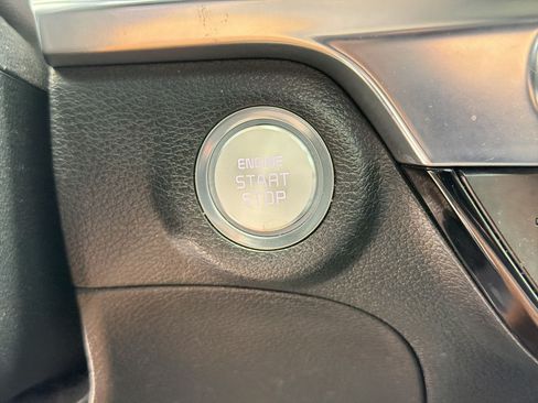 Used 2023 Kia Telluride SX Prestige X-Pro AWD/4WD image 16